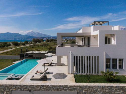Grand Sea View Luxury Villa 5