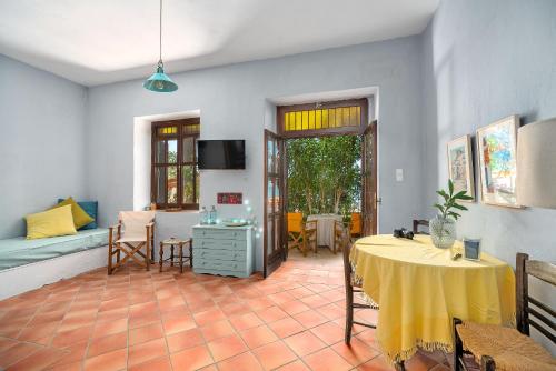 Myrtilo Waterline 1 (Blue) gîte à louer Elaía