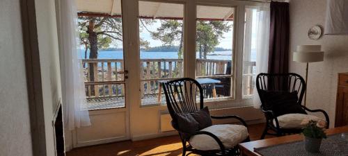 Rolfskarrs Stugby in Tosse