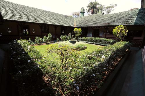 Bandarawela Hotel