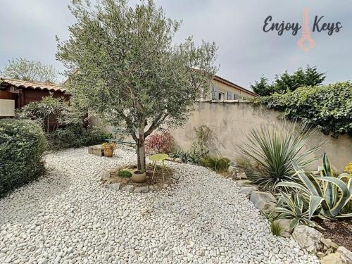 Charmante Villa provençale ** Lançon de provence gîte à louer Lançon-Provence