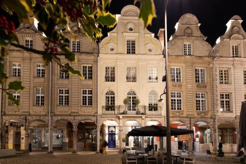 Grand Place Hôtel "Boutique et Appart'hôtel" - Location saisonnière - Arras