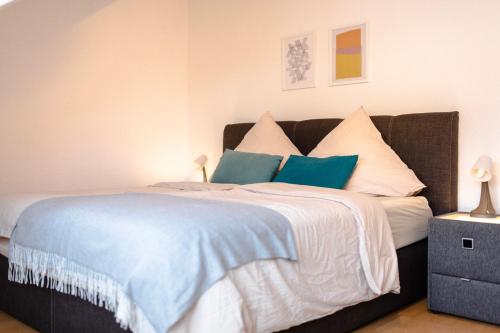 - NEU - Sweet Home, Parkplatz, Netflix, Bad Salzuflen (fotografie 4)