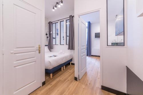 WS Champs-Elysees - Colomb