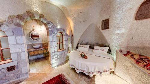 Panoramic Cave Hotel - image 11