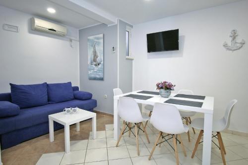 Apartments Miovic