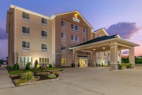 Comfort Inn & Suites Marion I-57 - Hotel - Marion