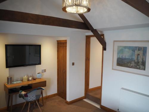 Superior Double Room with Sea View image 8