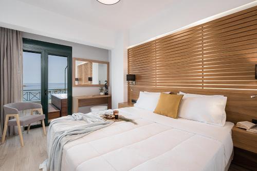 Apartment with Sea View image 3