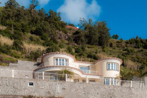 B&B Arco da Calheta - Sunnyside Villa - Bed and Breakfast Arco da Calheta