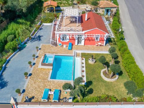 Dorothea Villa with Private Pool, by ZanteWize - Καλιπάδο