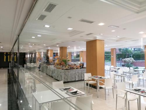 Hotel Marítimo Ris - image 5