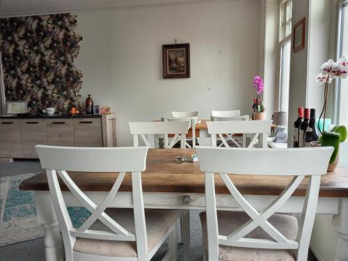 Restauracja, Bed & Breakfast Moments in Schagen