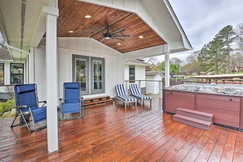 Serene Waterfront House Boat Dock and Kayaks!