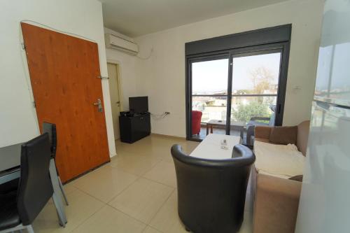 Family apart in Nahariya