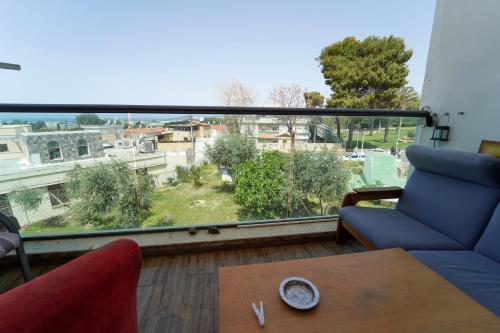 Family apart in Nahariya