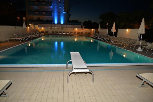 Grand Hotel Cesenatico - image 2