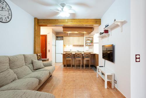 Sunny harbor house 3