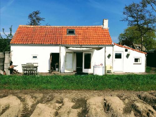  Farmhouse near beach in Kloosterzande