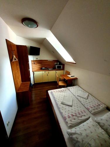 Small Double Room