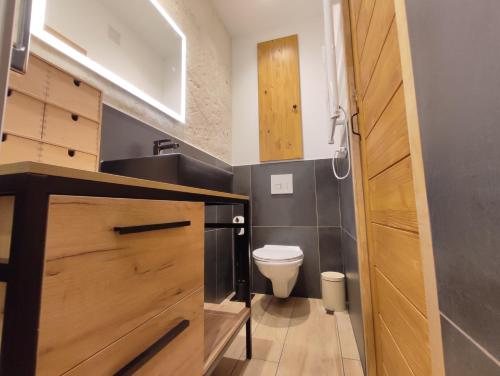 Banyo, La petite étape (La petite etape) in Arles Şehir Merkezi