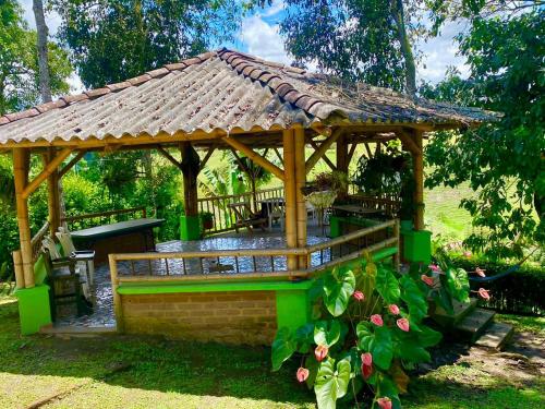 Dārzs, Finca Hotel Cabana Fercho in Quimbaya