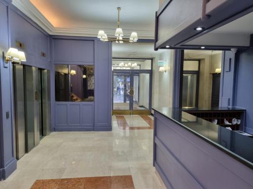 Lobby, HOTEL REGIS in San Nicolas