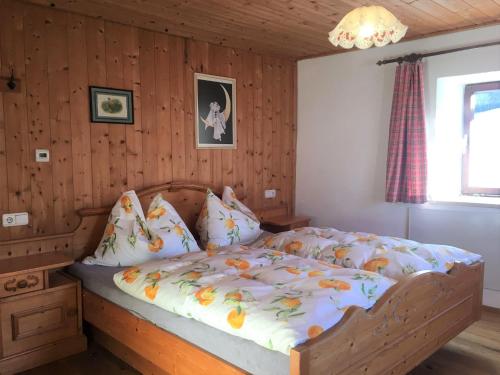 Spacious Holiday Home in Sankt Johann im Pongau with Garden