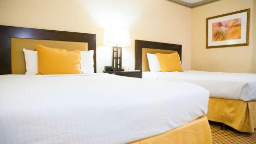 Three-Bedroom Suite - Non-Smoking