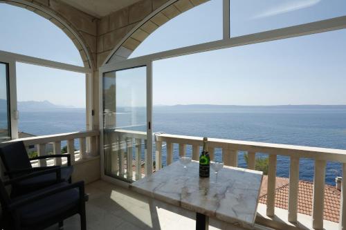 Three-Bedroom Apartment Standard