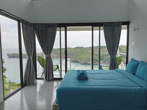 Baron Lighthouse Cottage & Eatery near Kukup Beach