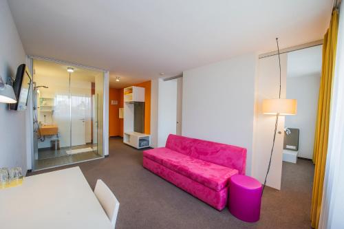 1 sofa bed