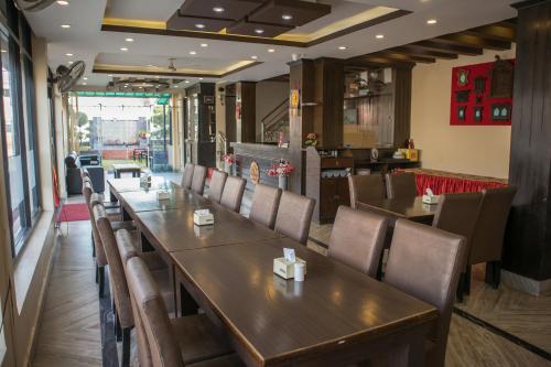 Restoran, Mirage Inn in Lumbini