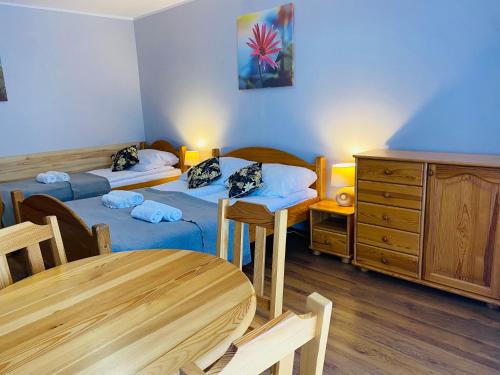 Triple Room image 2