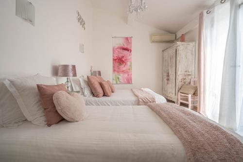 Triple Room image 7