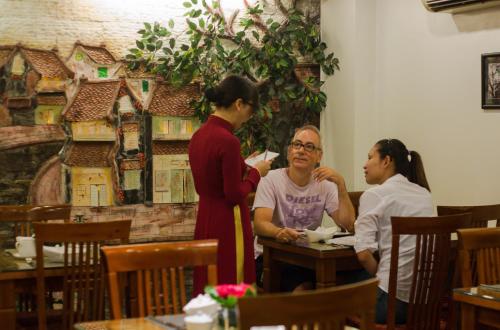 Eliana Ruby Hotel & Travel – Hanoi