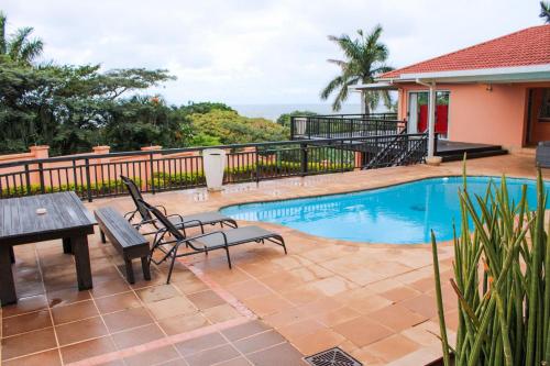 泳池, Seaview Executive Guest House in 伍尊哲里