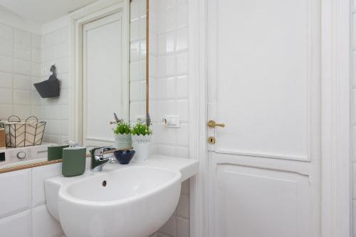 Campo de' Fiori Penthouse-Rental in Rome, Рим (фото 7)