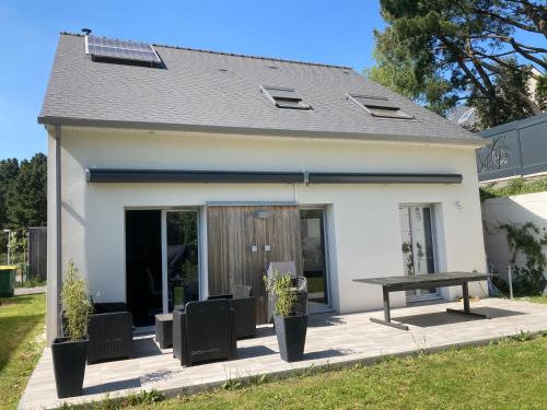 La Baule Maison Neuve, 4 chambres 3 SDB 8 adultes 2 enfants gîte à louer Kerquessaud