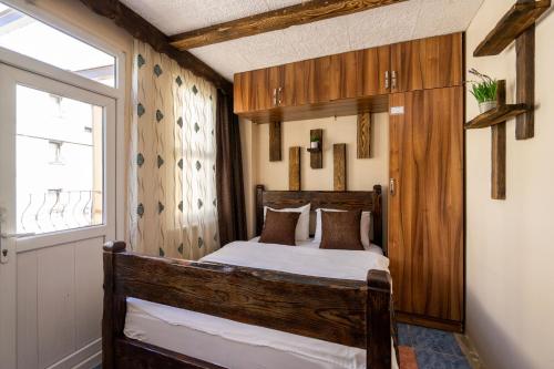 Pi Home & Apartments – Istanbul, FL