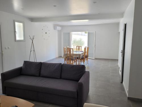 Villa entière de 145m² calme en petite Camargue (Villa entiere de 145m² calme en petite Camargue) in 博瓦桑