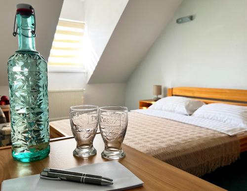2 bedrooms, 2 beds