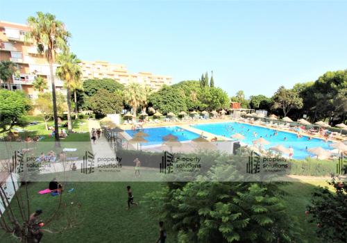 Úszómedence, 712 Iris Apartamentos - Vista al mar - A 10 min de la playa caminando y 5 min del centro in Benalmádena