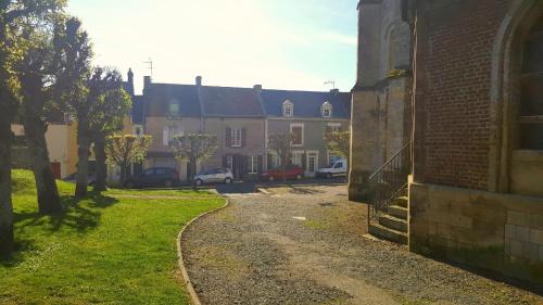 Maison de bourg à Ouistreham à 2 pas de la mer