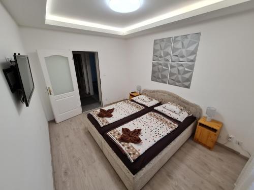 Apartment - Ground Floor image 1