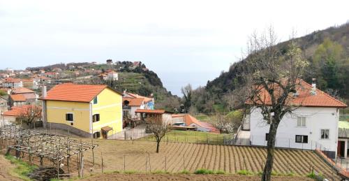 Agerola's Apartment - Tap to explore photos