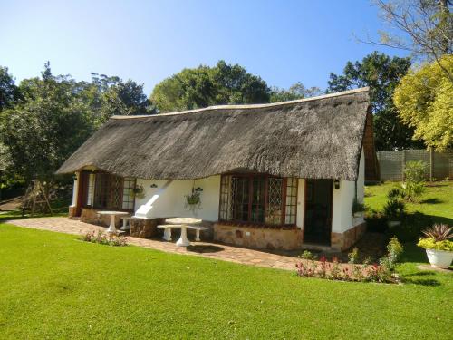 Exterior view, Warrens Guest House in West Riding