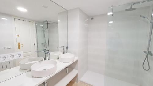Three-Bedroom Apartment image 10