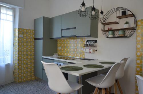 Villa La Parisienne in Diano Arentino