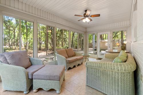 Island House in Dauphin Island, USA